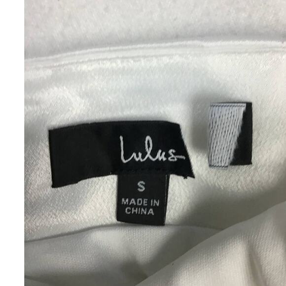 LULU'S Sz S Lifetime of Romance Ivory Satin Backless Wide-Leg Jumpsuit NEW B92 - Picture 7 of 10